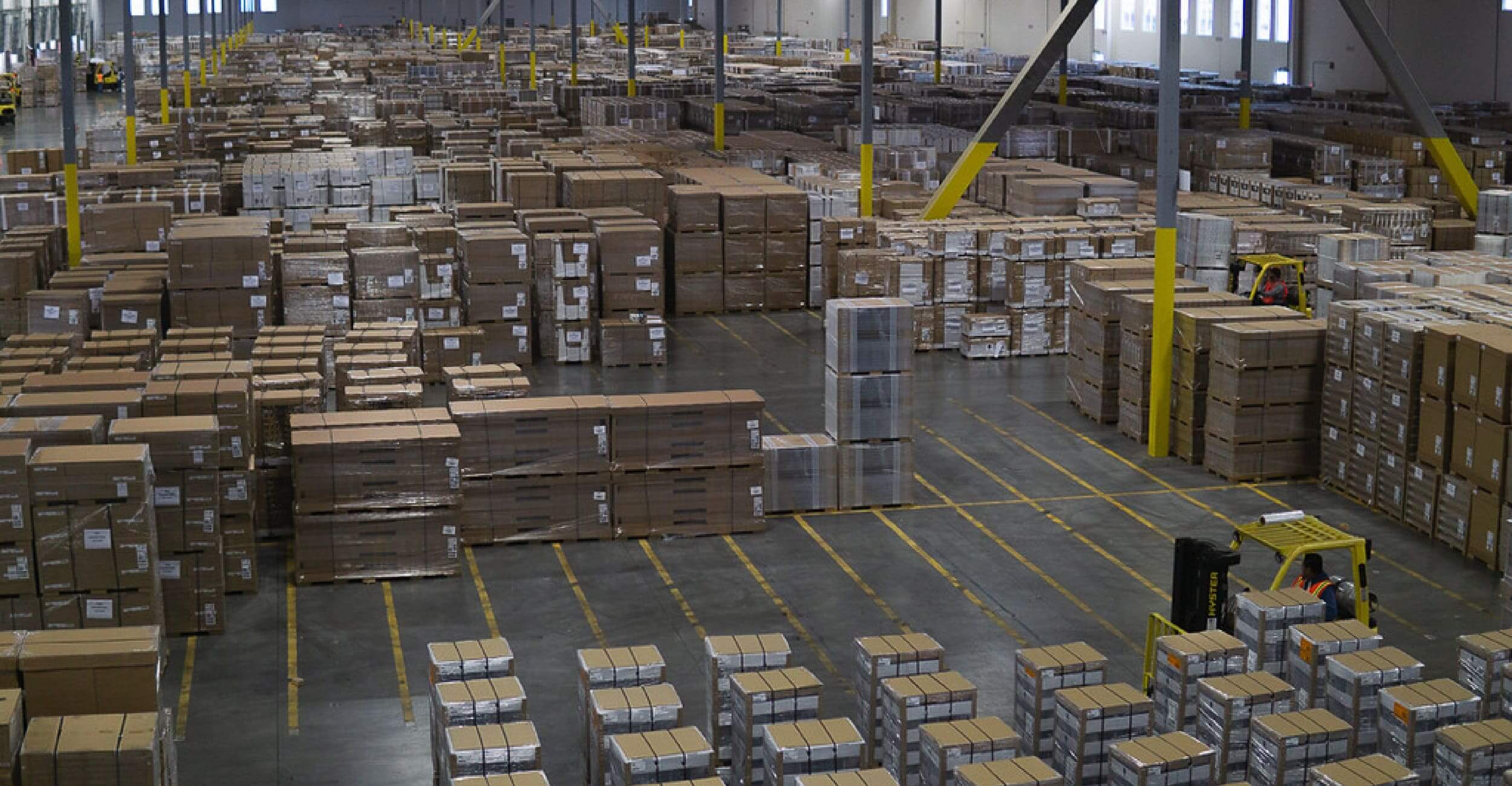 bg Request a Warehousing & Distribution Quote